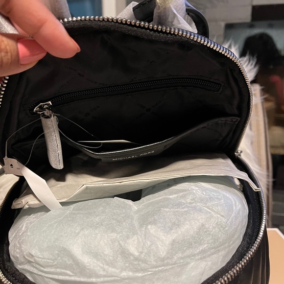 BNIB Michael Kors Backpack - Picture 9 of 9